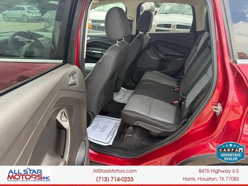 Used 2017 Ford Escape SE FWD image 12