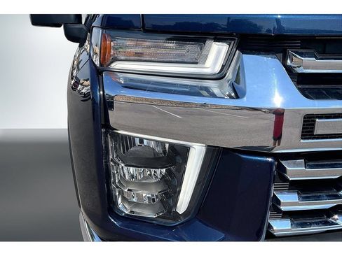 Used 2022 Chevrolet Silverado 3500 LTZ w/ LTZ Convenience Package AWD/4WD image 33