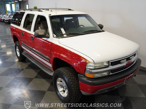Used 2004 Chevrolet Suburban 2500 AWD/4WD image 36
