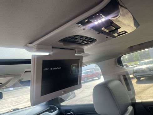 Used 2019 Chevrolet Tahoe LT RWD image 15