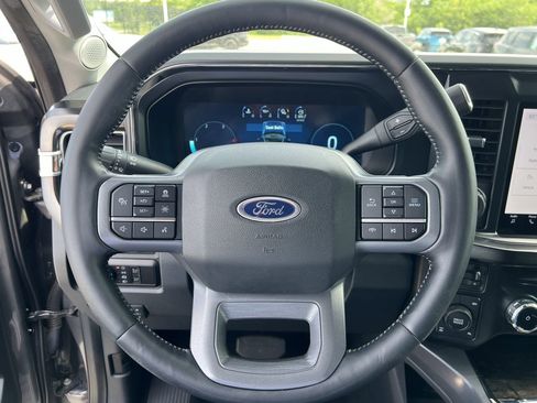 Used 2024 Ford F250 Lariat w/ Lariat Ultimate Package image 13