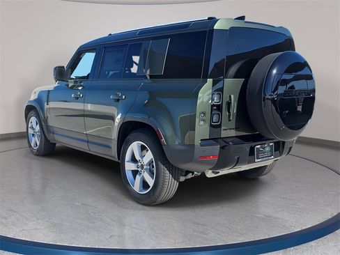 New 2026 Land Rover Defender 110 S image 7