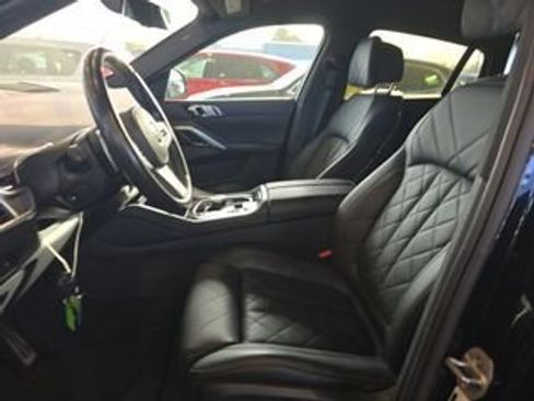 Used 2025 BMW X6 xDrive40i image 6