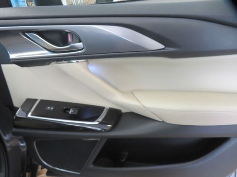 Used 2016 MAZDA CX-9 Grand Touring FWD image 29
