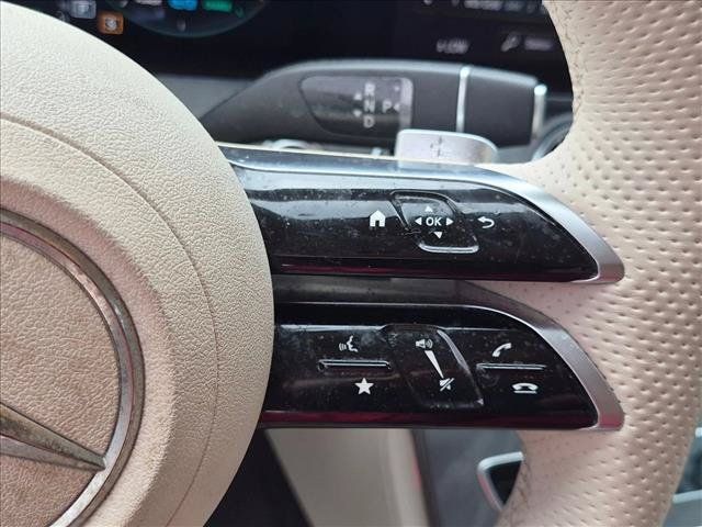 Used 2023 Mercedes-Benz E 450 Cabriolet image 11