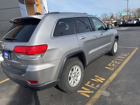 Used 2019 Jeep Grand Cherokee Laredo image 6