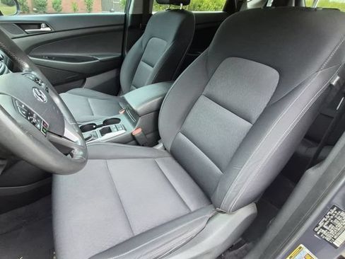 Used 2018 Hyundai Tucson Value FWD image 11