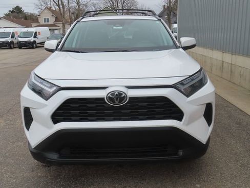 Used 2023 Toyota RAV4 XLE w/ Convenience Package AWD/4WD image 11