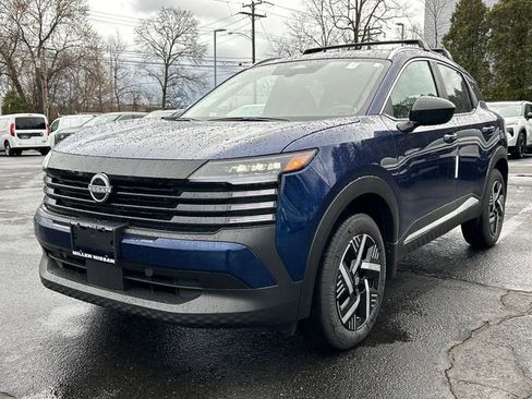 New 2026 Nissan Kicks SV w/ Cold Weather Package FWD image 5