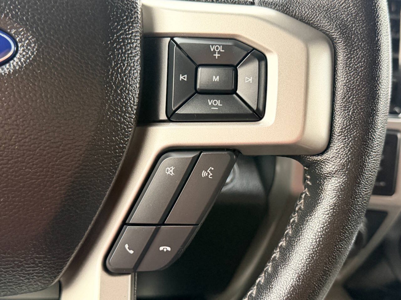 Used 2018 Ford F150 Lariat AWD/4WD image 29