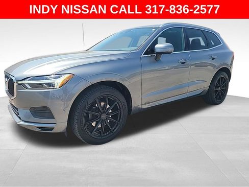 Used 2018 Volvo XC60 T5 Momentum w/ Vision Package AWD/4WD image 14