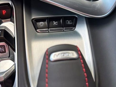Used 2023 Chevrolet Corvette Stingray Premium Cpe w/ Z51 Performance Package RWD image 18