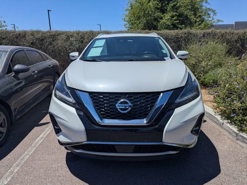 Used 2019 Nissan Murano Platinum w/ Cargo Package AWD/4WD image 2