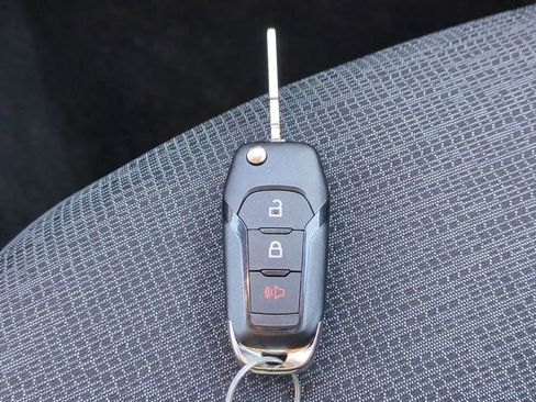 New 2026 Ford Maverick XL image 27