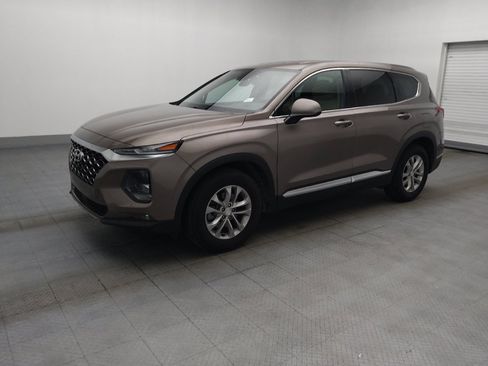 Used 2019 Hyundai Santa Fe SEL w/ Cargo Package FWD image 2