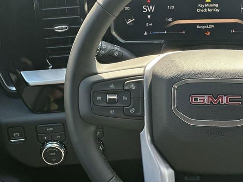 New 2026 GMC Sierra 1500 Elevation AWD/4WD image 9