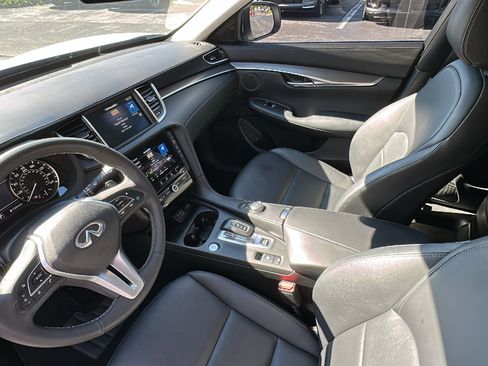 Certified 2023 INFINITI QX50 Pure image 21