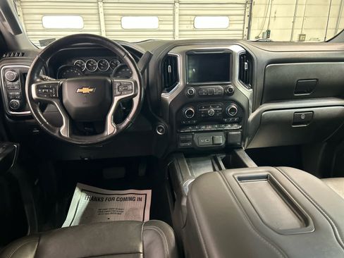 Used 2021 Chevrolet Silverado 1500 LTZ w/ LTZ Convenience Package II AWD/4WD image 4
