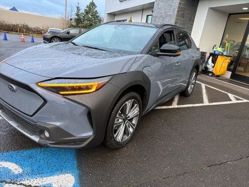 Used 2023 Subaru Solterra AWD image 3