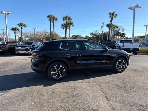 New 2026 Chevrolet Equinox EV LT image 15
