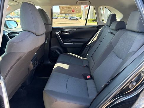 Certified 2025 Toyota RAV4 XLE AWD/4WD image 14