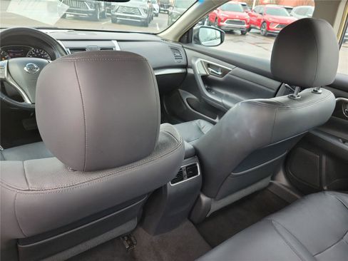 Used 2013 Nissan Altima 2.5 SL w/ Technology Pkg image 12
