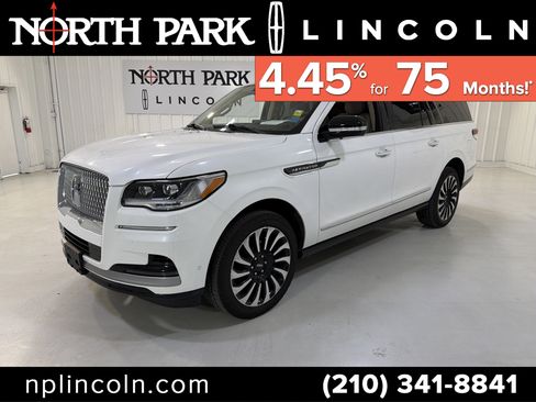 Used 2023 Lincoln Navigator L Reserve image 1