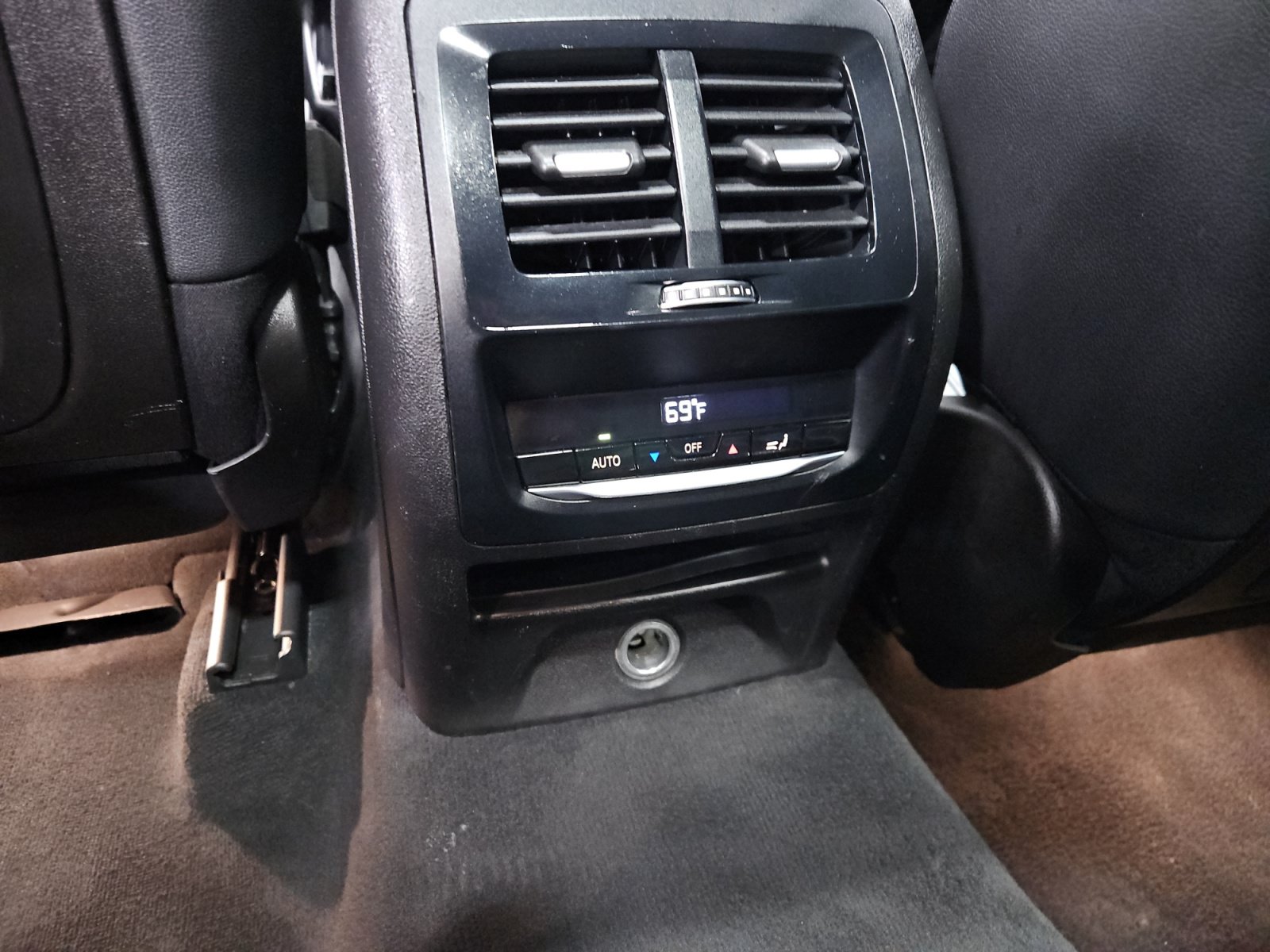 Used 2019 BMW X3 sDrive30i RWD image 13