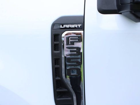 Used 2024 Ford F350 Lariat w/ Chrome Package AWD/4WD image 6