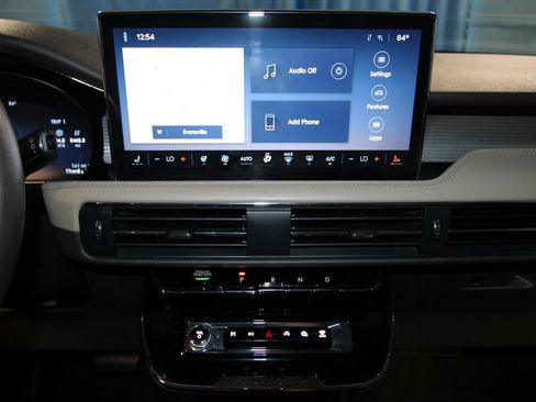 Used 2024 Lincoln Corsair FWD w/ Equipment Group 101A image 16
