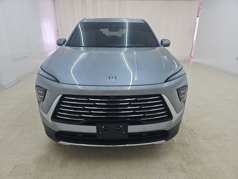 Used 2025 Buick Enclave Preferred image 14