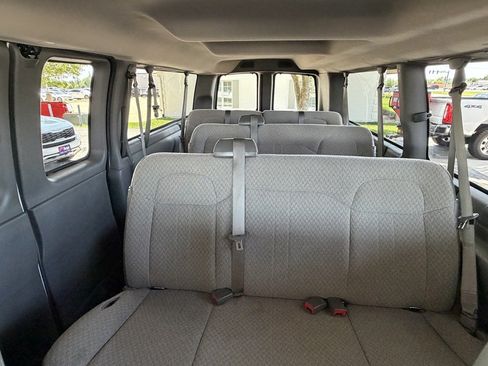 Used 2024 Chevrolet Express 3500 LT w/ LT Preferred Equipment Group RWD image 17