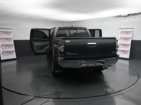 Used 2015 Toyota Tacoma 4x4 Double Cab image 21
