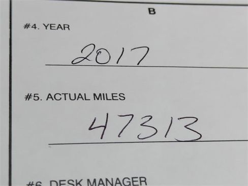 Used 2017 Audi A8 L 4.0T image 9