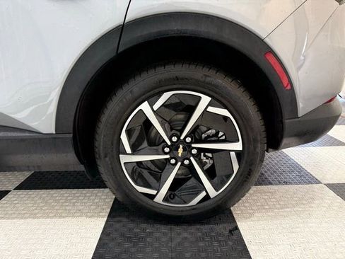 New 2026 Chevrolet Equinox EV LT w/ Comfort Package image 10