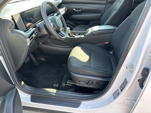 Used 2025 Hyundai Tucson SEL FWD image 10