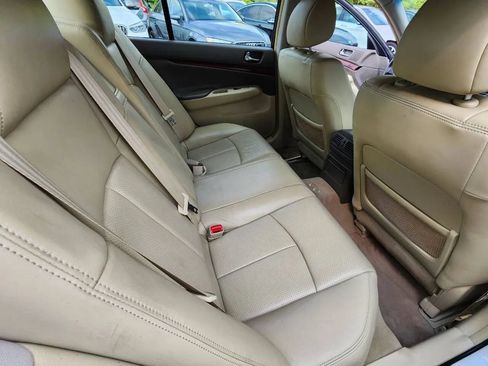 Used 2009 INFINITI G37 x Sedan w/ Premium Pkg AWD/4WD image 14