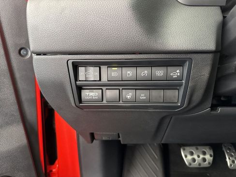 Used 2022 Toyota Tundra TRD Pro AWD/4WD image 36