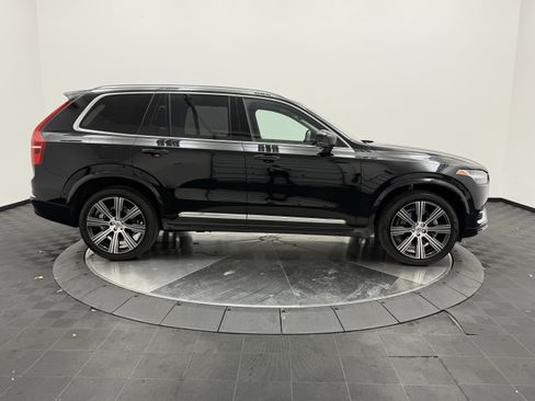 Certified 2023 Volvo XC90 B6 Ultimate w/ Protection Package Premier AWD/4WD image 8