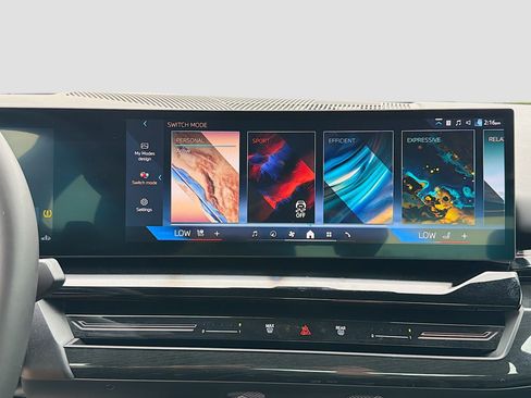 Certified 2025 BMW 530i image 31