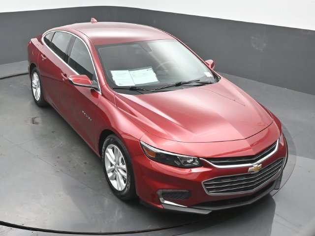 Used 2017 Chevrolet Malibu LT FWD image 43