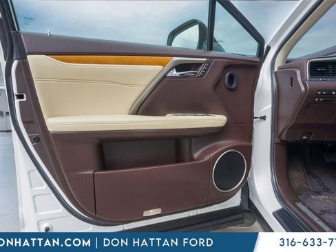 Used 2019 Lexus RX 450h AWD image 19