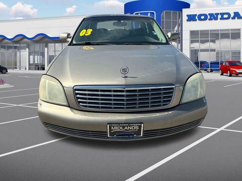 Used 2003 Cadillac De Ville w/ Trunk Convenience Package FWD image 2