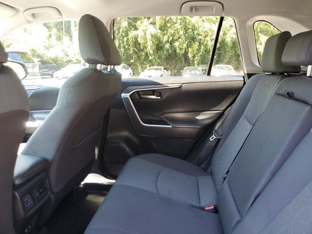 Used 2024 Toyota RAV4 XLE AWD/4WD image 12
