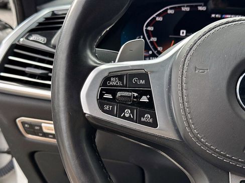 Used 2021 BMW X6 M50i w/ Executive Package image 29