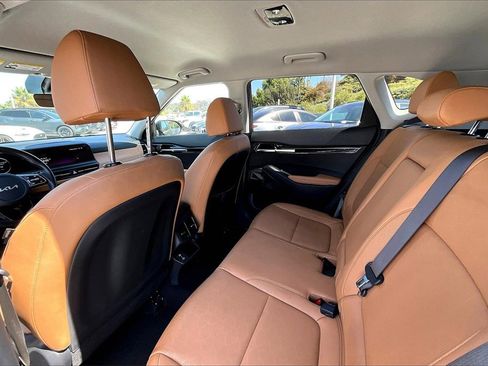 Certified 2024 Kia Seltos EX image 16