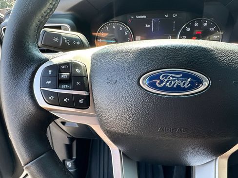 Used 2023 Ford Explorer XLT w/ Equipment Group 202A RWD image 25