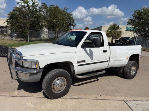 Used 2001 Dodge Ram 3500 Truck 4x4 Regular Cab image 1