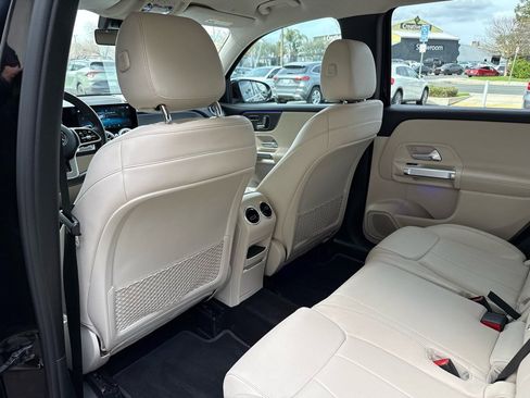 Certified 2020 Mercedes-Benz GLB 250 image 24