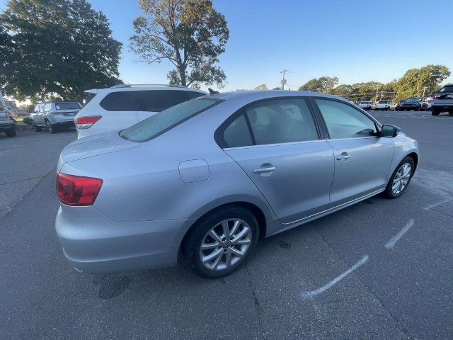 Used 2014 Volkswagen Jetta SE FWD image 8